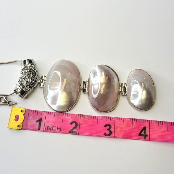 Genuine Mother of Pearl Pendant Necklace - Picture 9 of 16